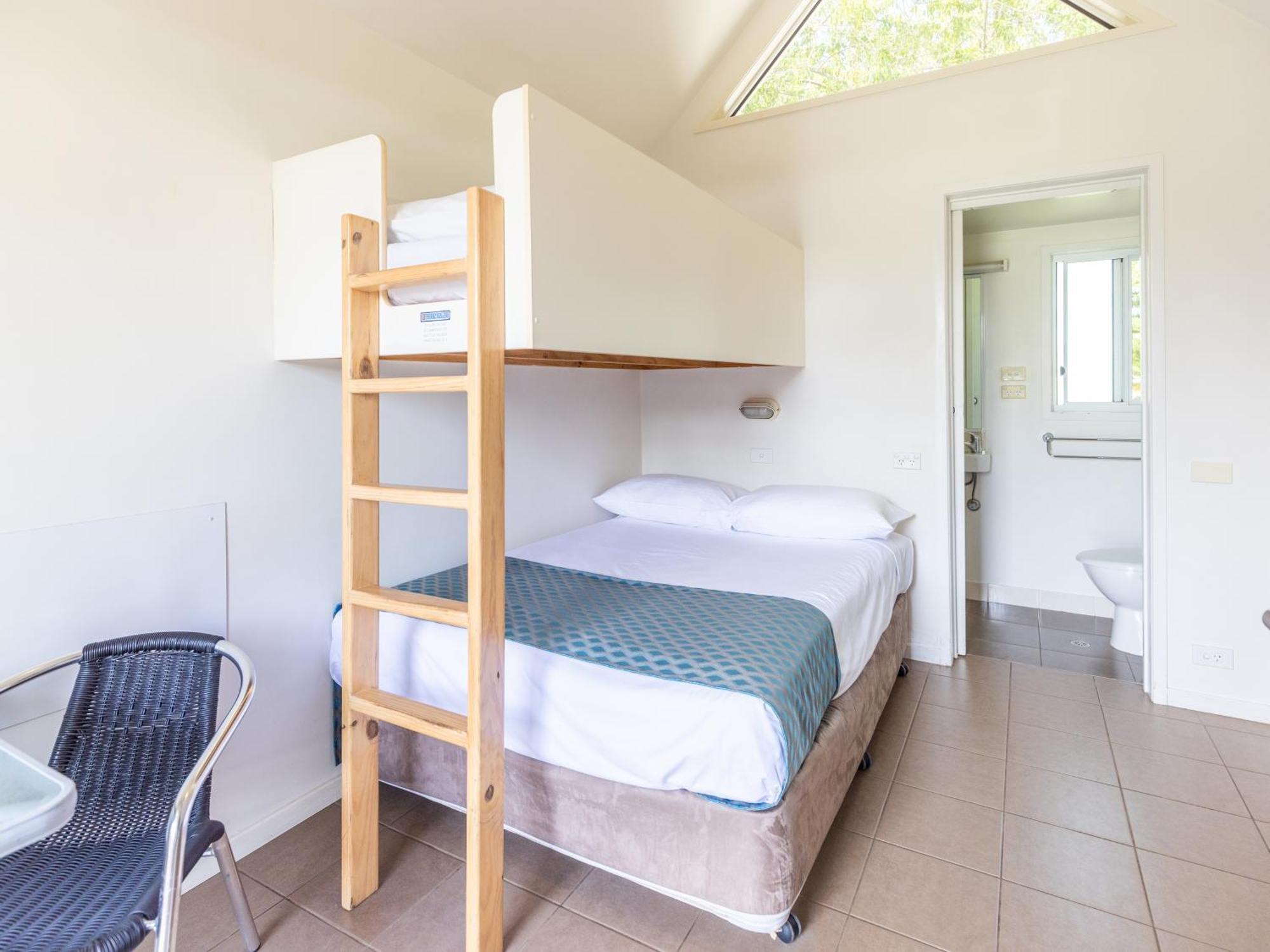 Nrma Batemans Bay Resort Room photo